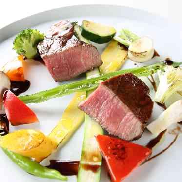 オリジナルメイン料理