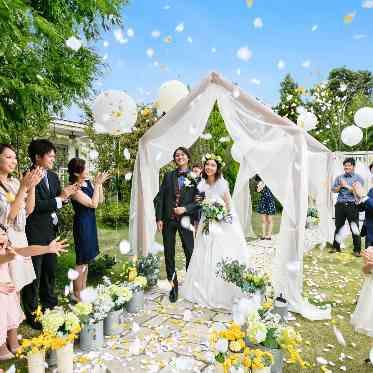 アンシャンテ/アルシェ ガーデン挙式