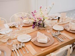 HOTEL EMANON(ホテルエマノン 披露宴会場の写真2