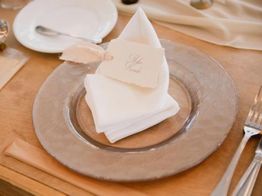 HOTEL EMANON(ホテルエマノン 披露宴会場の写真4