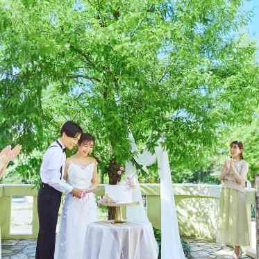 ララシャンス 太陽の丘 プライベートガーデンで演出