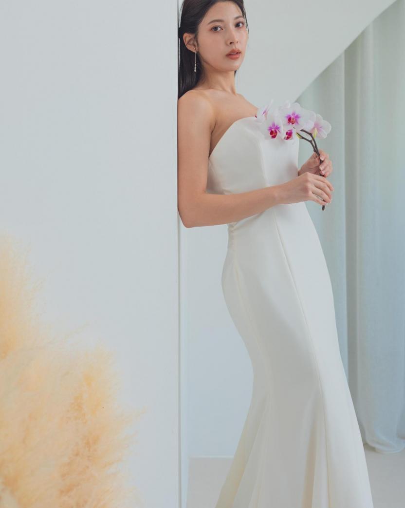 ララシャンス 太陽の丘 ドレス・衣装