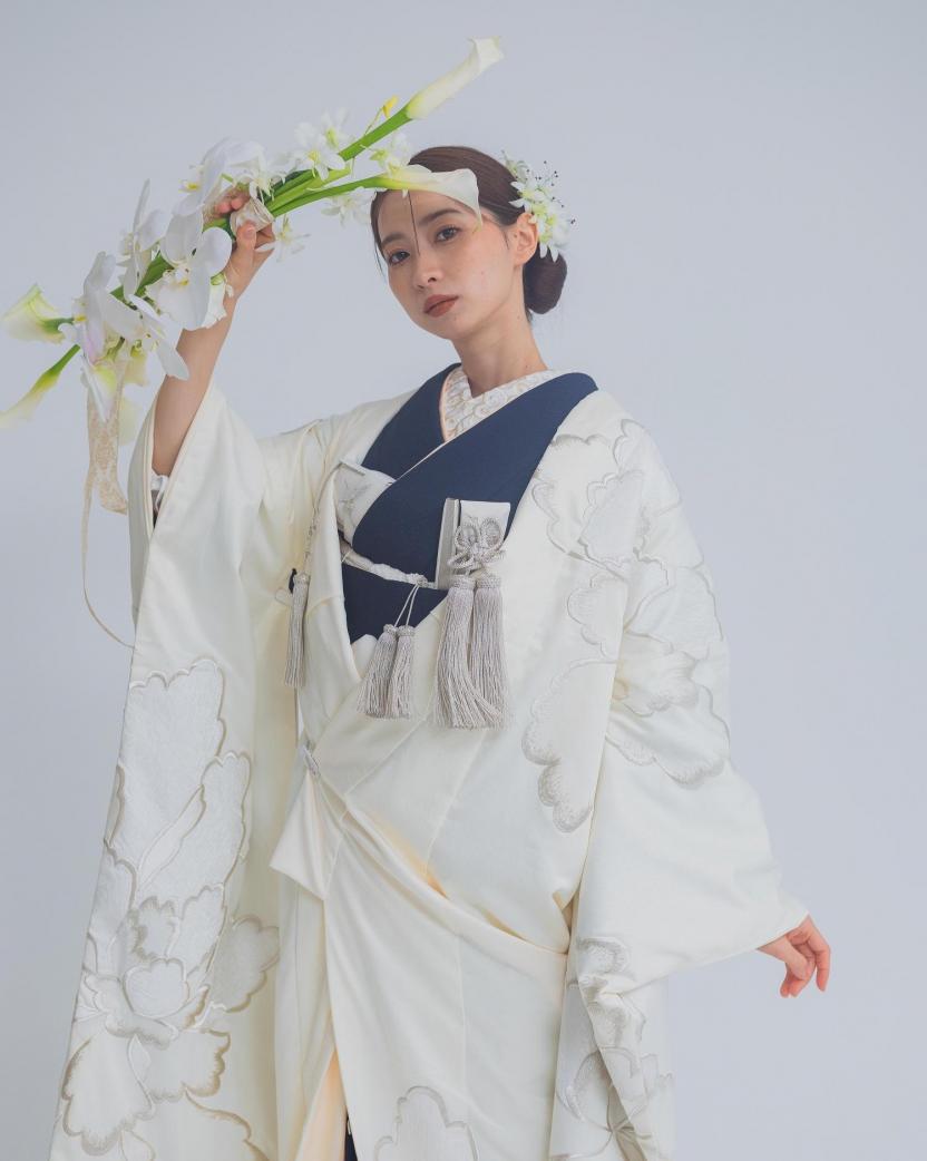 ララシャンス 太陽の丘 ドレス・衣装