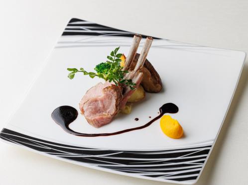 ホテル国際21 THE FIVE SEASONS NAKANO 料理