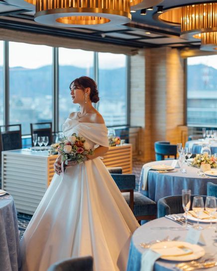 ホテル国際21 ドレス・衣装の写真1