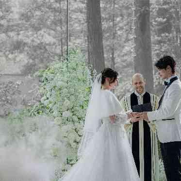 ANELLI軽井沢(アネーリ軽井沢) 四季折々の森の美景が挙式の舞台に