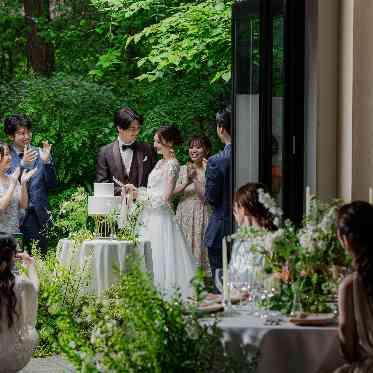 ANELLI軽井沢(アネーリ軽井沢) ガーデンと会場が一体なのでゲストも思い思いに過ごせる