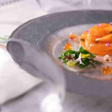 ANELLI軽井沢(アネーリ軽井沢) サーモンのマリネ季節の野菜を添えて