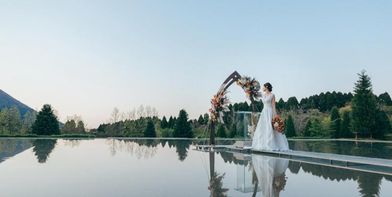 プリムローズガーデン 森と水の教会 挙式会場の写真3