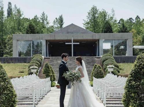 プリムローズガーデン 森と水の教会 挙式会場