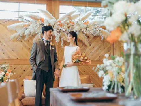 プリムローズガーデン 森と水の教会 披露宴会場