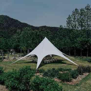 プリムローズガーデン 森と水の教会 ガーデンパーティー