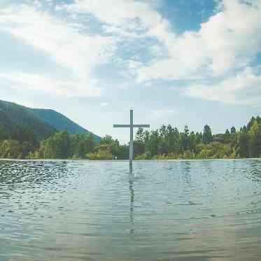 プリムローズガーデン 森と水の教会 チャペル