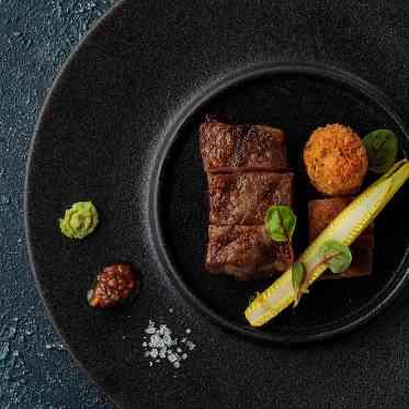 プリムローズガーデン 森と水の教会 地元食材を使った一皿