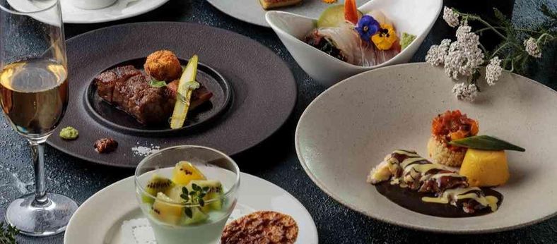 プリムローズガーデン 森と水の教会 料理の写真1