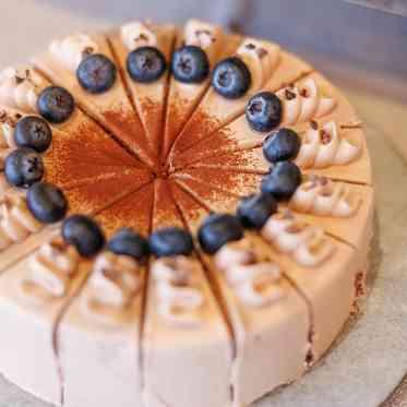 プリムローズガーデン 森と水の教会 季節のデザートビュッフェ