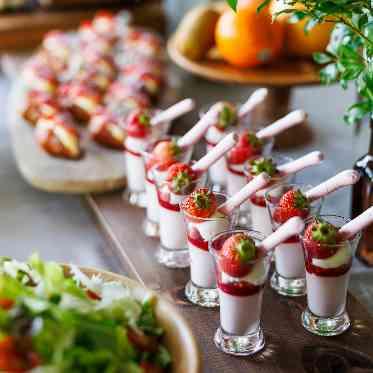 プリムローズガーデン 森と水の教会 季節のデザートビュッフェ