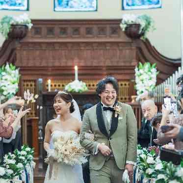 ヴェルジェくらしき/FIVESTAR WEDDING フラワーシャワーでおふたりのスタートを祝福。笑顔が溢れる感動のフィナーレに。