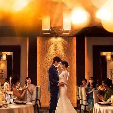 ヴェルジェくらしき/FIVESTAR WEDDING 幻想的な照明演出をつかったワンシーン