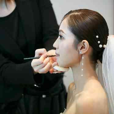 ヴェルジェくらしき/FIVESTAR WEDDING 挙式前のお仕度風景も大切な思い出に