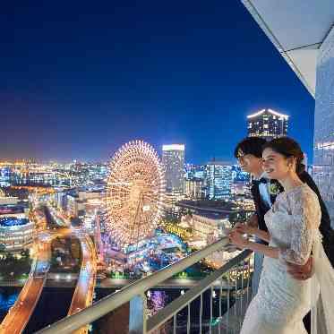 横浜ベイホテル東急 結婚式当日に過ごすお客室にはみなとみらいの景色を一望できるバルコニー付き