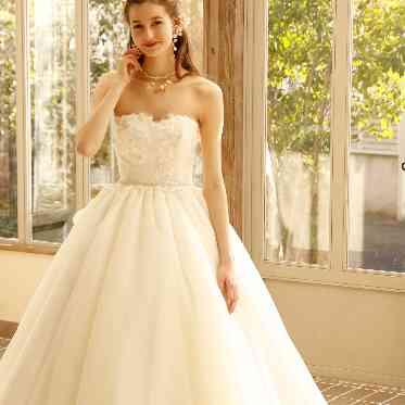 エルセルモ広島 ウエディングドレス