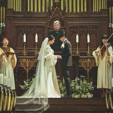 ノートルダム周南/FIVESTAR WEDDING 生演奏が織りなす感動的なセレモニー