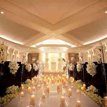 ナイトだからこそ大人でオシャレな雰囲気を出すことができる