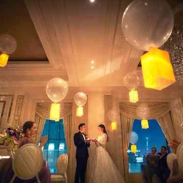 アンジェリオン オ プラザ TOKYO/エスクリウェディング 光の演出やキャンドルが主役になる夜のひととき。上質で特別なナイト披露宴が好評