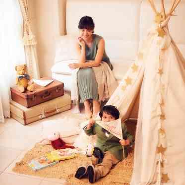 【キッズルーム】チャペル横にはキッズルームを完備。挙式の様子もみることができる