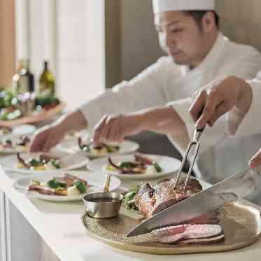 ニーズ松山 by T&G WEDDING(旧 ベイサイド迎賓館 松山) お料理でおもてなし
