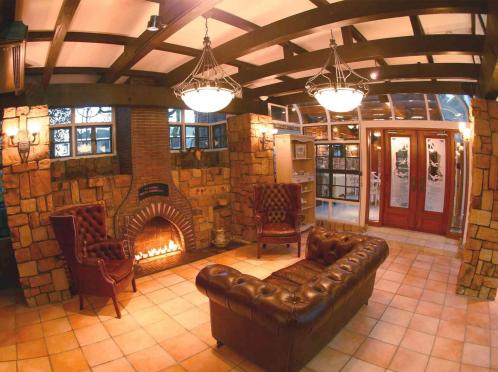 ザ・グリーンカーメル（Ｔｈｅ　Ｇｒｅｅｎ　Ｃａｒｍｅｌ） ロビー・控室