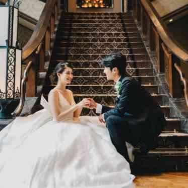 百花籠(ひゃっかろう)-Neo Japanesque Wedding- 大階段がお二人かもちろん、ゲストの方々の写真スポット