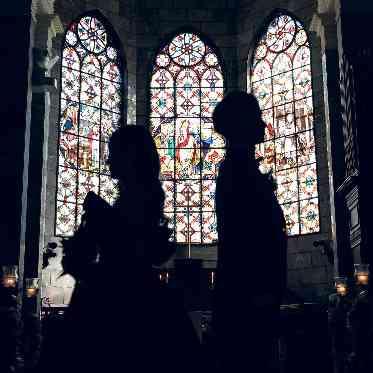 グランドパティオ都城 神秘的なのステンドグラス