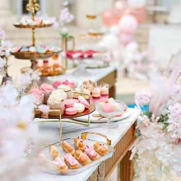 ベイサイド迎賓館(鹿児島)/テイクアンドギヴ・ニーズウェディング ガーデンでのデザートビュッフェ