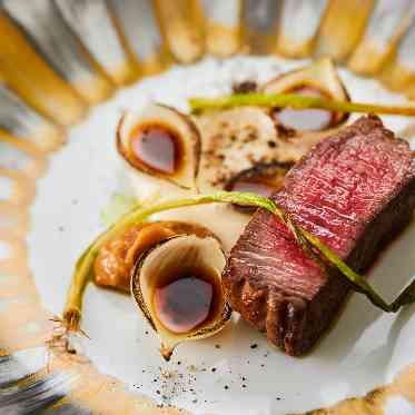 ベイサイド迎賓館(鹿児島)/テイクアンドギヴ・ニーズウェディング 1週間かけて仕込み、丁寧に仕上げられるお料理