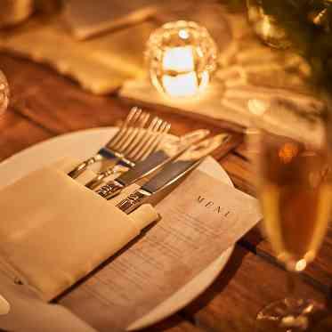 THE MEETS MARINA TERRACE(ザ・ミーツ マリーナテラス) キャンドルが映えるコーディネート