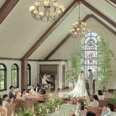 フェアブルーム水戸アメイジングステージ 温かな自然光溢れるチャペルでゲストと過ごす