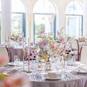 ゆったり優雅にテーブルラウンド 大切なゲストとアットホームな時間を過ごす