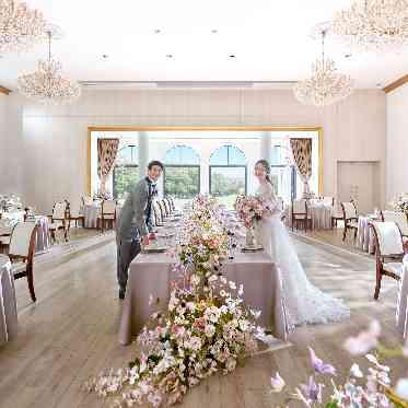 ゆったり優雅にテーブルラウンド 大切なゲストとアットホームな時間を過ごす