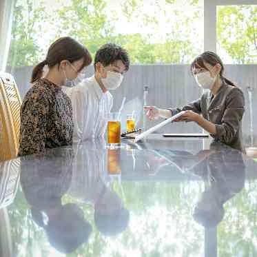 会場のご見学やお打合せは、おふたりの体調を最優先にご案内させていただきます。