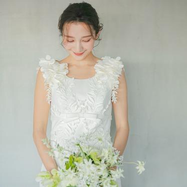 ディアステージつくば フォレストテラス 流行最先端のオシャレなドレスが選べます