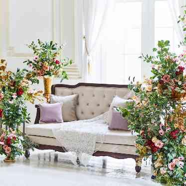 エヴァウイン小山プレミアムスィーツ おふたりのメイン席も自由にアレンジOK!