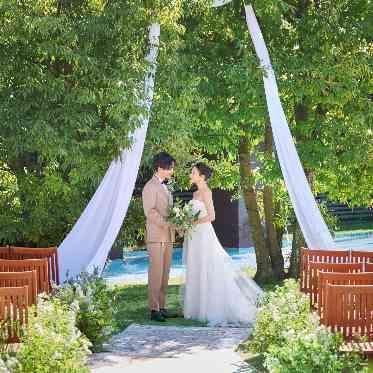 ブランレヴュー宇都宮 アクアテラス 緑豊かなガーデン挙式