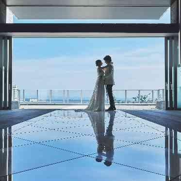 ノートルダム神戸/FIVESTAR WEDDING 地上30mの景色で最高の1枚を。