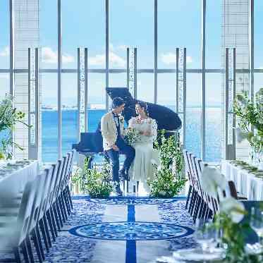 ノートルダム神戸/FIVESTAR WEDDING オーシャンビューをバックに