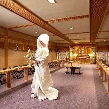 パレスホテル大宮 檜が香る凛とした空気のなか日本の伝統的な儀式が進んでいきます。