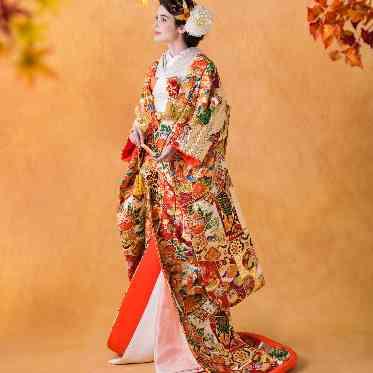 KIYOMIZU京都東山 赤や桃、黄など色が豊富にあるので、お好みやお顔映りで選ぶ事ができます