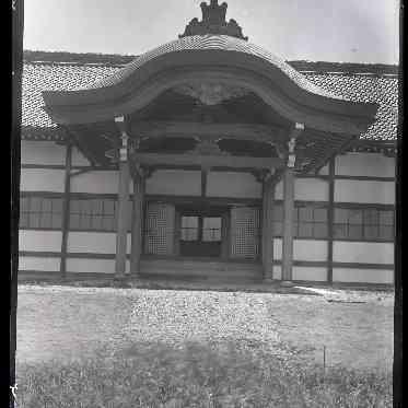明治神宮・明治記念館 本館車寄せ