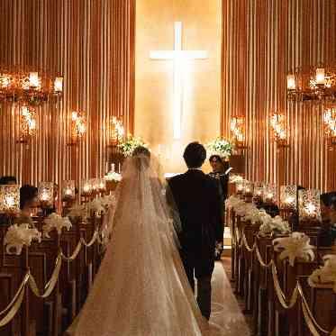 覚王山ル・アンジェ教会 進行に合わせて変化する照明が、ゲストの気持ちをひとつにしてくれる